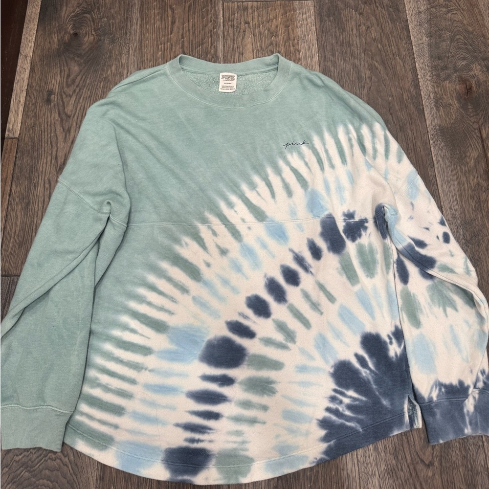 Tie-Dye Vintage Long Sleeve Sweatshirt